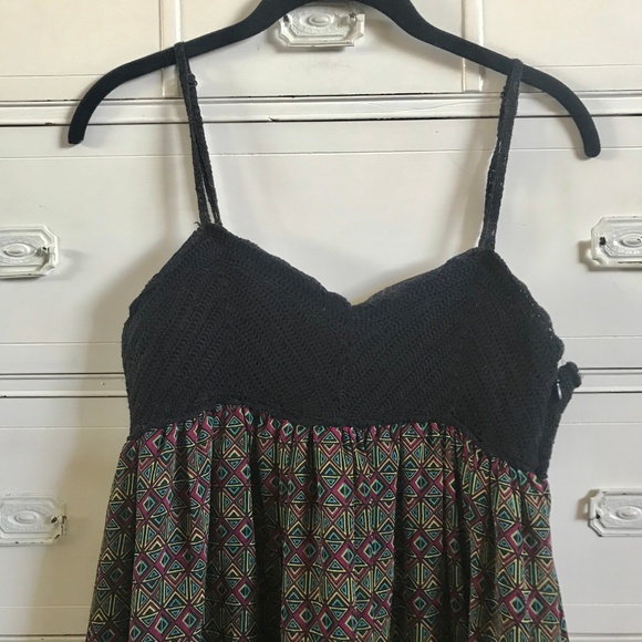 FOREVER 21 Green & Black Pattern Ruffle Dress - Picture 2 of 7